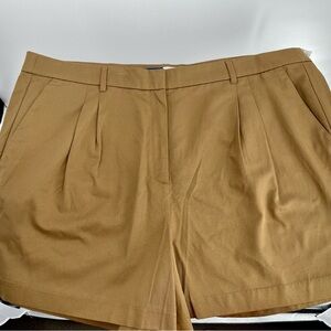 NWT Old Navy Extra High Rise Tobacco Pleats Pockets Belt Loops Dressier Shorts